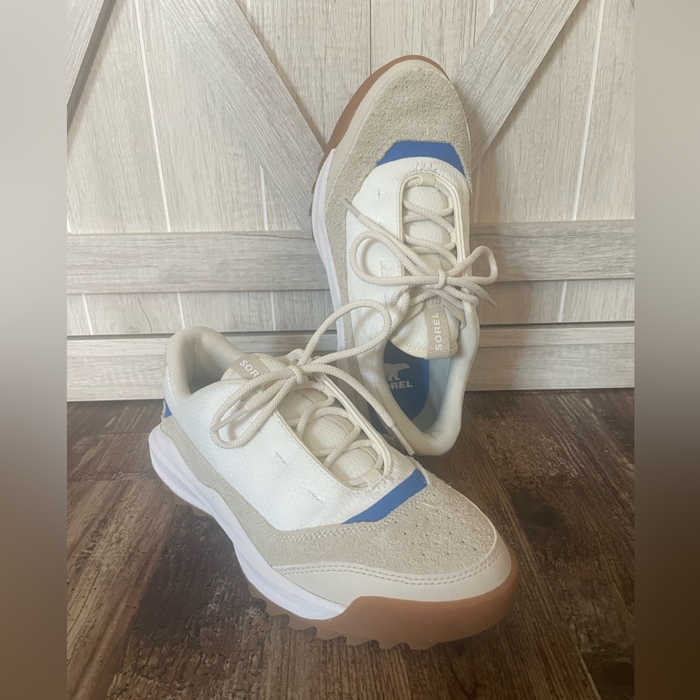 Sorel sneakers